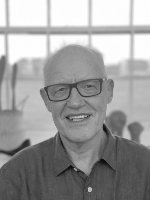 Richard Lapper portrait